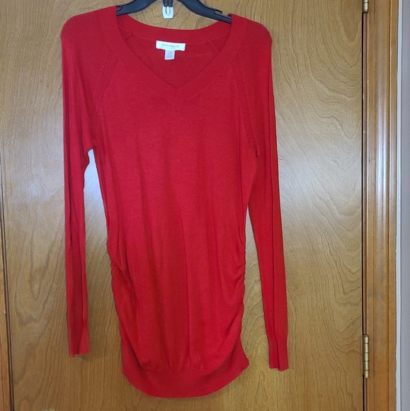 Beautiful Red Soft Knit Gathered Side Motherhood Maternity Blouse, Size M - Picture 2 of 5